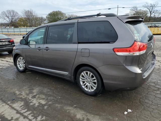 2011 Toyota Sienna XLE