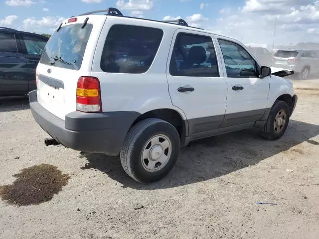 2004 Ford Escape XLS