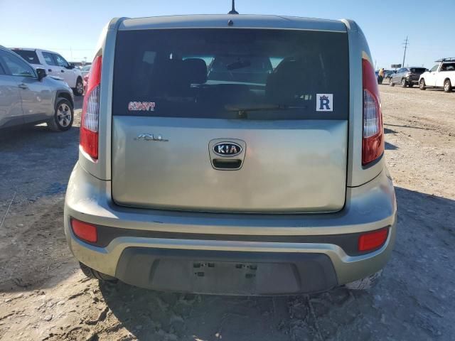 2012 KIA Soul +