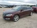 2014 Volkswagen Passat SE