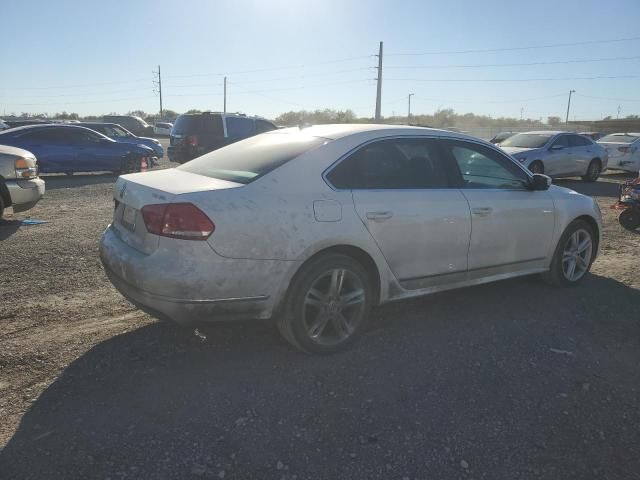 2013 Volkswagen Passat SEL