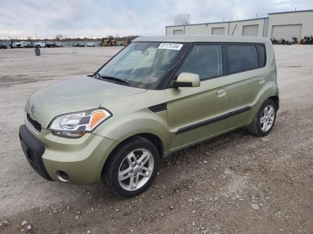 2010 KIA Soul +