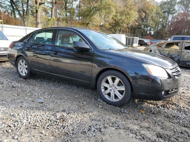 2005 Toyota Avalon XL