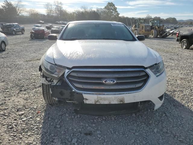 2013 Ford Taurus SE