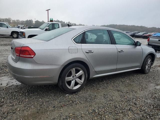 2013 Volkswagen Passat SEL