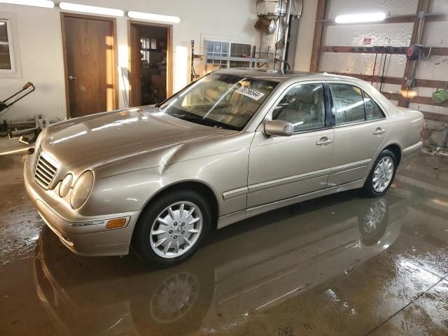 2000 Mercedes-Benz E 320