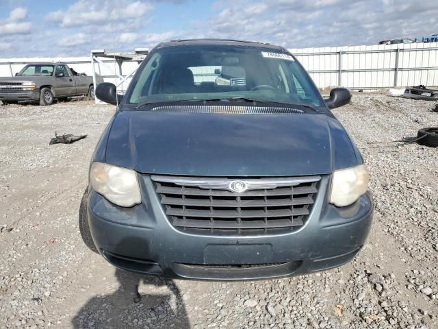 2007 Chrysler Town & Country Touring