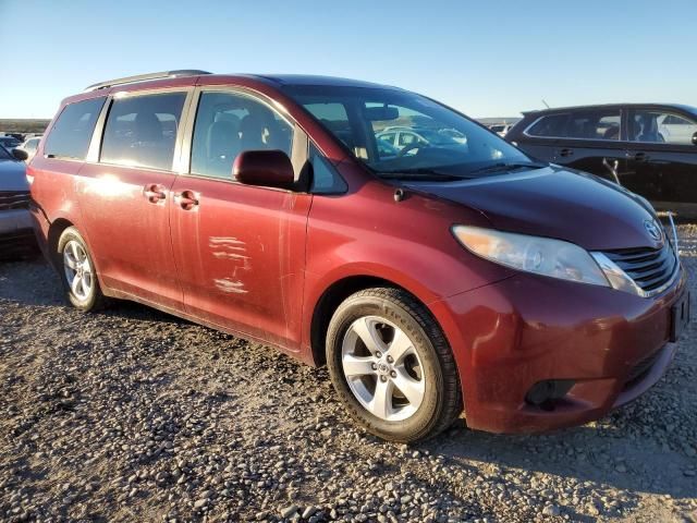 2012 Toyota Sienna LE