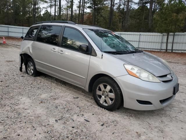 2009 Toyota Sienna CE