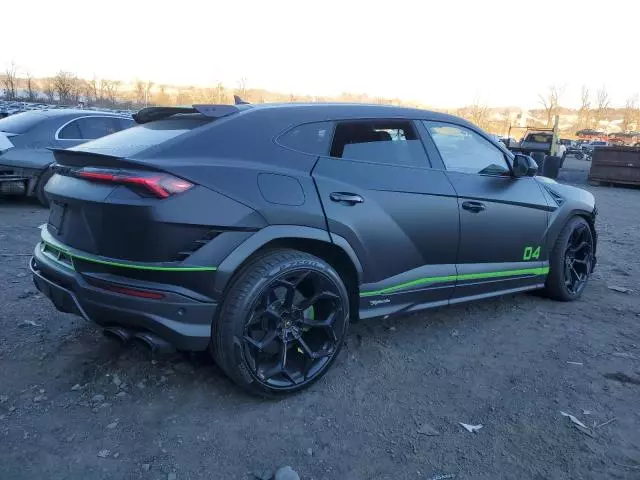 2024 Lamborghini Urus Performante