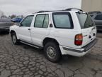 1997 Nissan Pathfinder LE