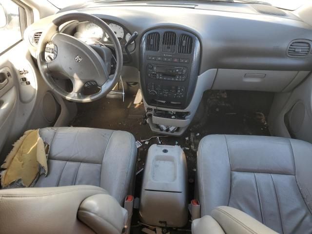 2005 Dodge Grand Caravan SXT