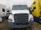 2021 Freightliner Cascadia 126