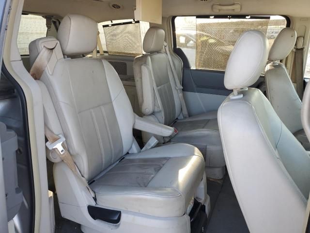 2008 Chrysler Town & Country Touring