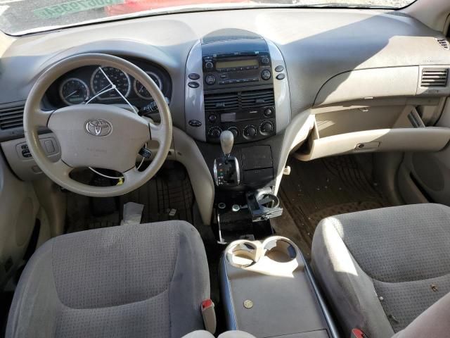 2009 Toyota Sienna CE