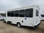 2014 Ford Econoline E450 Super Duty Cutaway Van