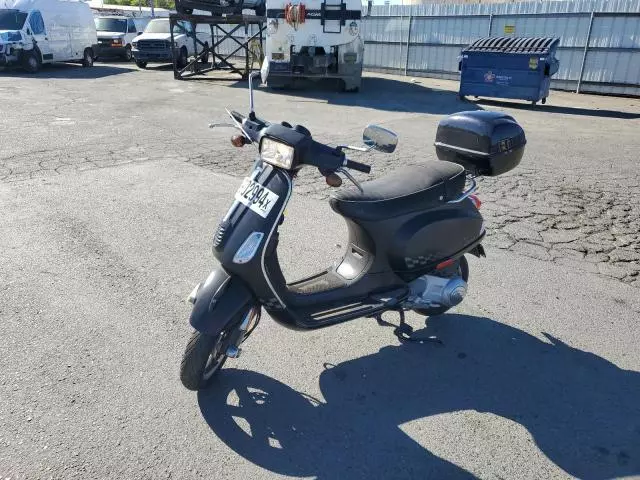 2013 Vespa LX 150IE