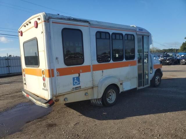 2006 Ford Econoline E350 Super Duty Cutaway Van