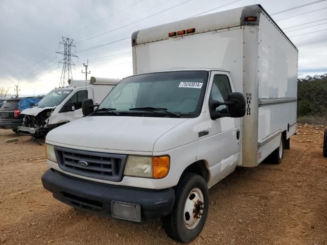 2006 Ford Econoline E350 Super Duty Cutaway Van