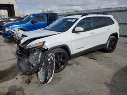 Salvage cars for sale from Copart Kansas City, KS: 2016 Jeep Cherokee Latitude