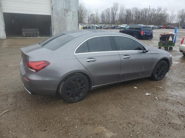 2019 Mercedes-Benz A 220