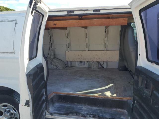 2003 Chevrolet Express G2500