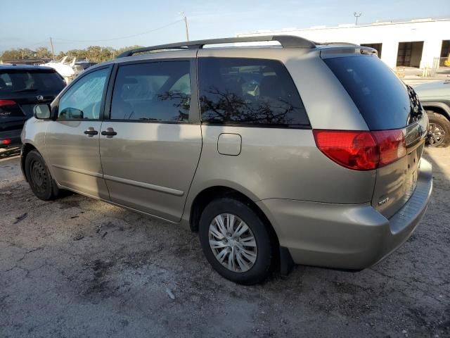 2010 Toyota Sienna CE