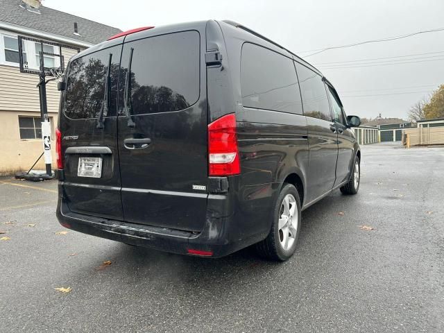 2016 Mercedes-Benz Metris