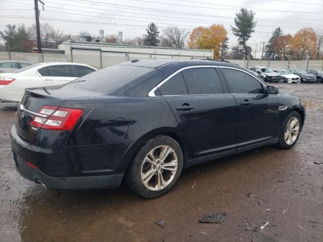 2016 Ford Taurus SE