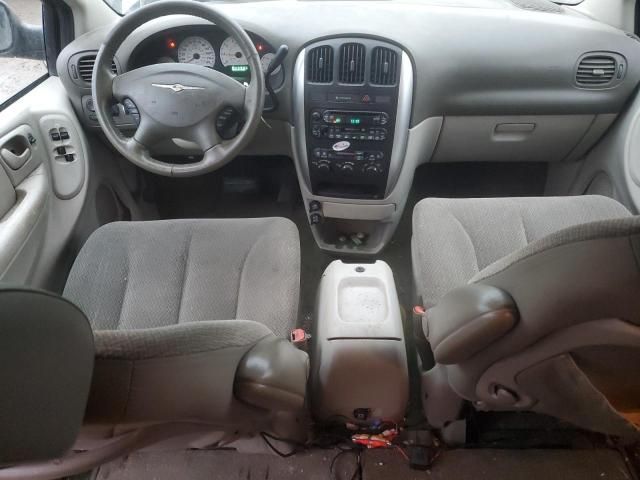 2006 Chrysler Town & Country Touring