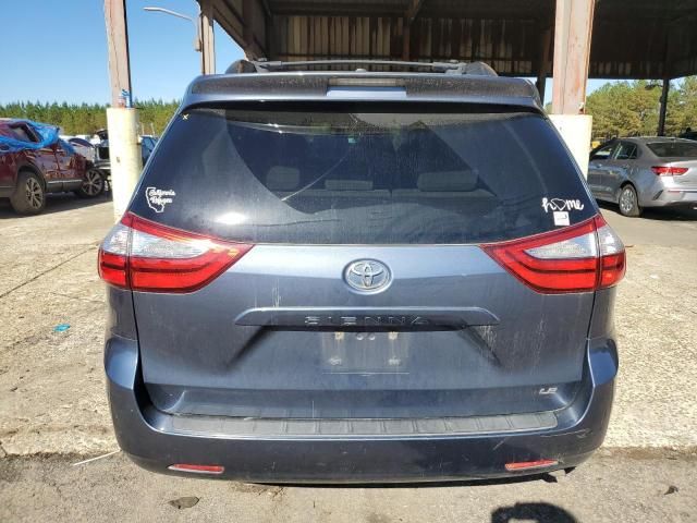 2015 Toyota Sienna LE