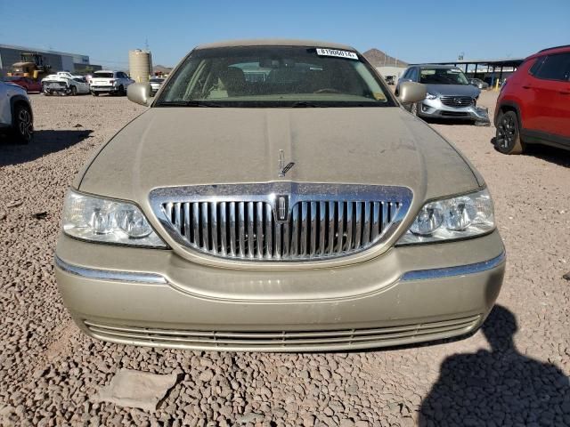 2009 Lincoln Town Car Signature Limited