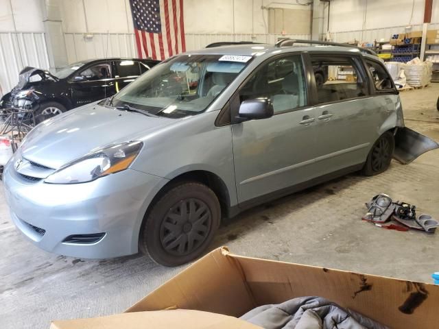 2007 Toyota Sienna CE