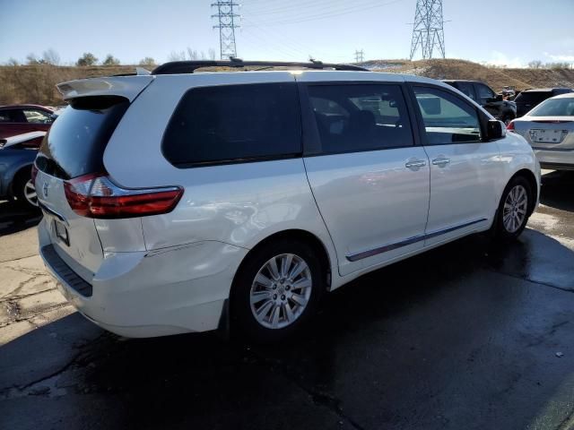 2015 Toyota Sienna XLE