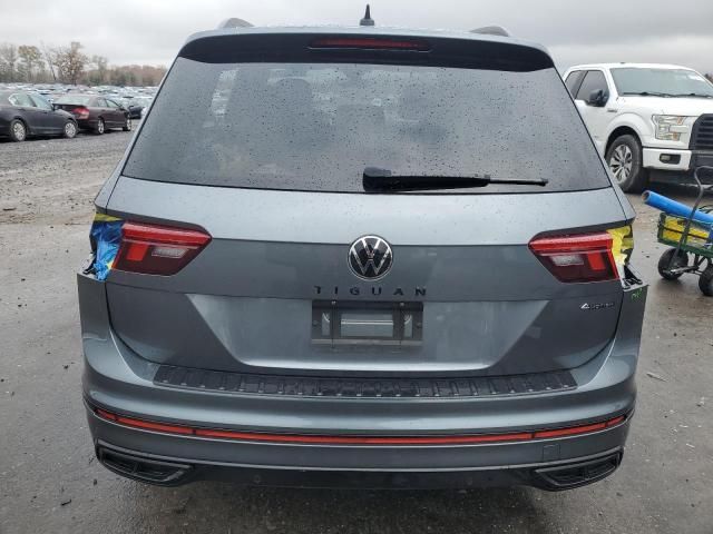 2022 Volkswagen Tiguan SE R-LINE Black