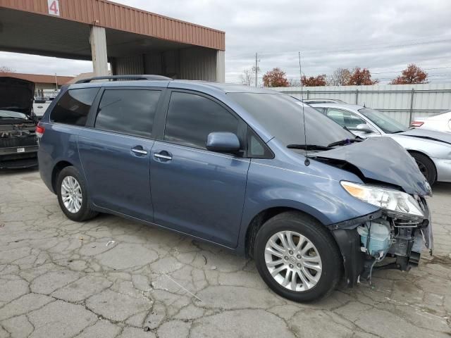 2014 Toyota Sienna XLE