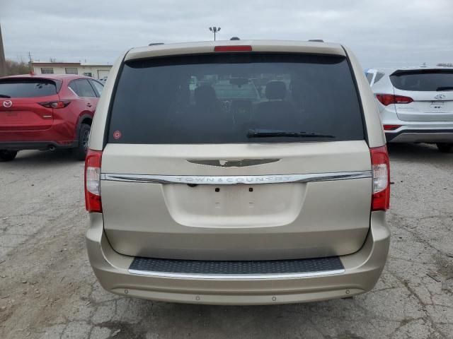 2015 Chrysler Town & Country Touring L