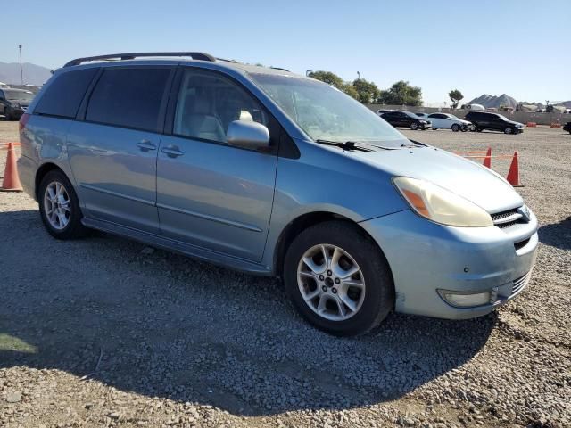 2004 Toyota Sienna XLE