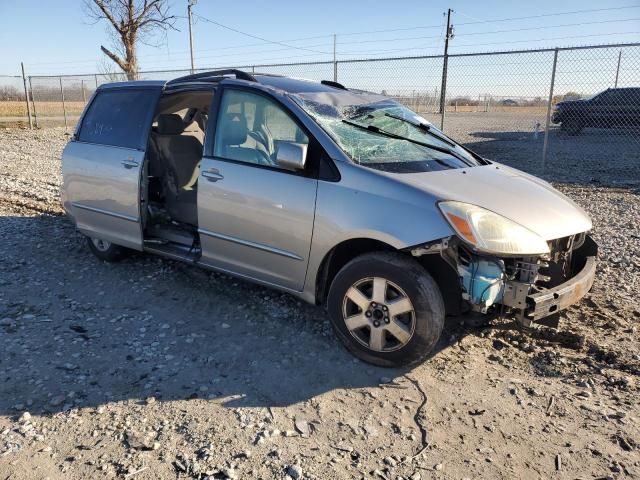 2005 Toyota Sienna XLE