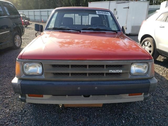 1986 Mazda B2000 Long BED