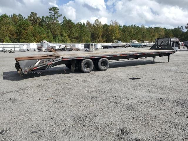 2023 Trail King 2023 East Texas 35FT Flatbed GN