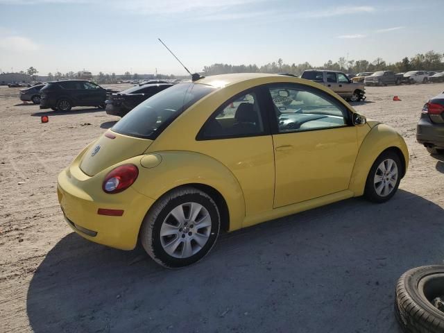 2010 Volkswagen New Beetle