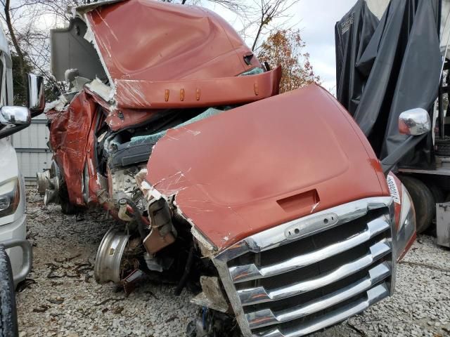 2022 Freightliner Cascadia 126