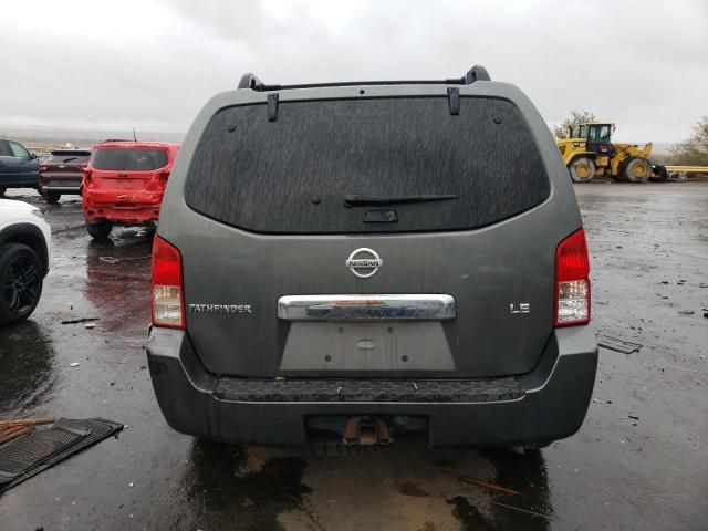 2005 Nissan Pathfinder LE