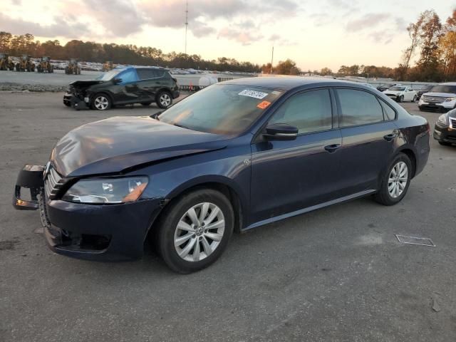 2013 Volkswagen Passat S