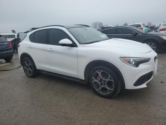 2018 Alfa Romeo Stelvio Sport