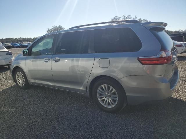 2015 Toyota Sienna XLE