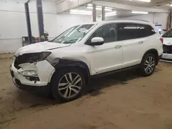 Carros salvage sin ofertas aún a la venta en subasta: 2017 Honda Pilot Touring