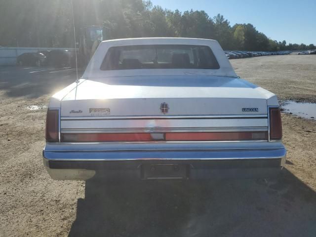 1989 Lincoln Town Car Signature