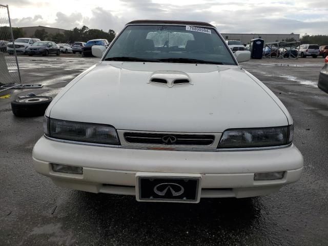 1992 Infiniti M30